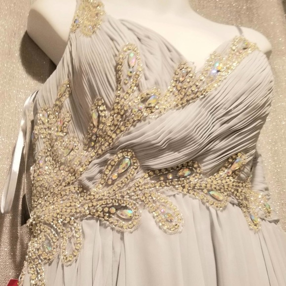 DAVE & JOHNNY SILVER GRAY GOWN SZ 7/8 - Picture 4 of 15